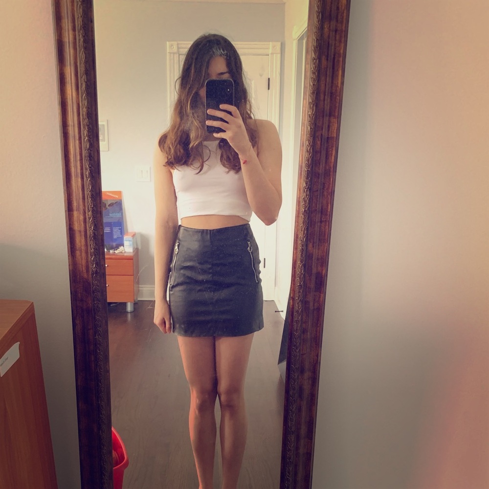 Faux leather mini skirt